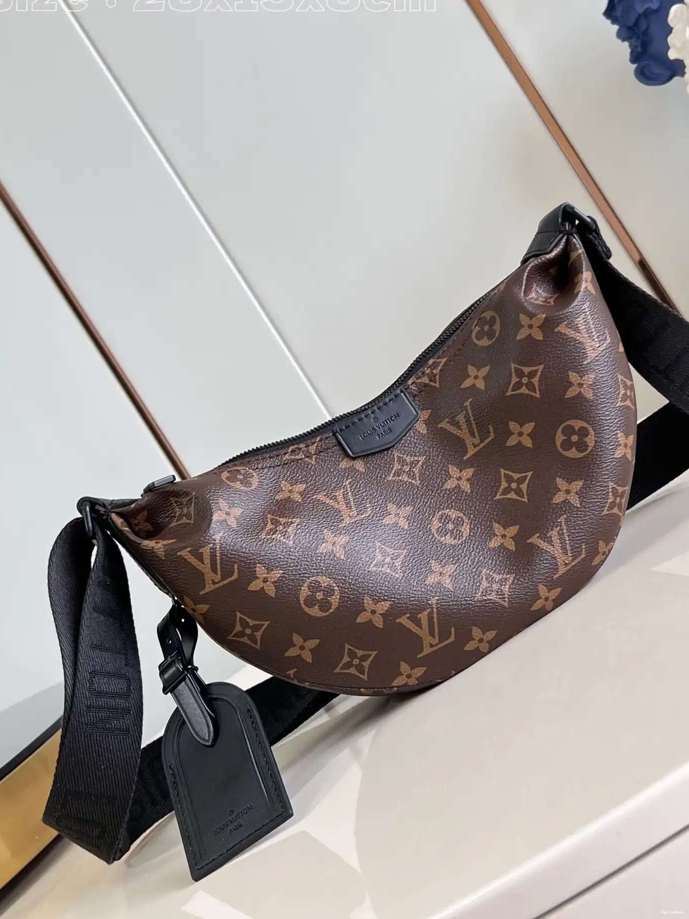 Cheap LOUIS Hamac PM-28.5*15*8CM VUITTON Bag 0619